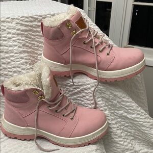 Cozy Pink Fur-Lined Women's Winter Boots